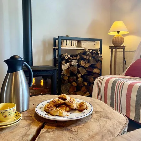 10 Pers Avec 4 Et 3 Salles D'eau, Animaux Admis - Fr-1-582-94 Vakantiehuis La Besseyre-Saint-Mary