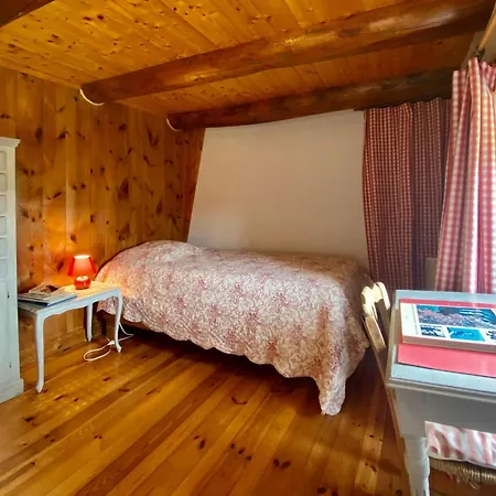 10 Pers Avec 4 Et 3 Salles D'eau, Animaux Admis - Fr-1-582-94 Vakantiehuis *